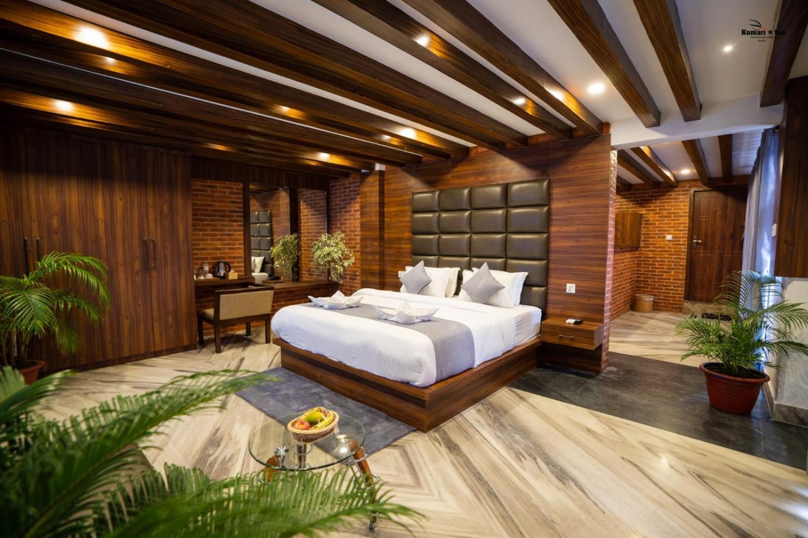 Kumari Star Inn Pokhara Bagian luar foto